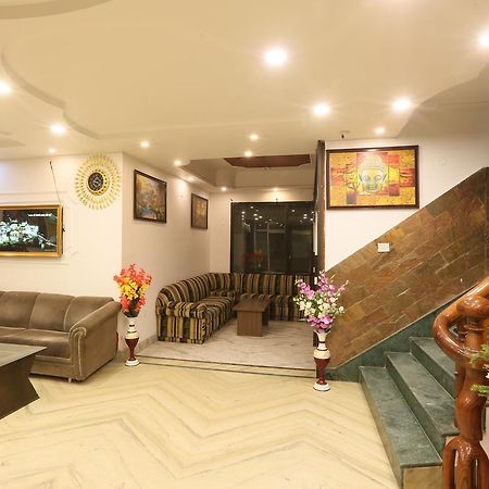 Hotel Katra Residency Bagian luar foto