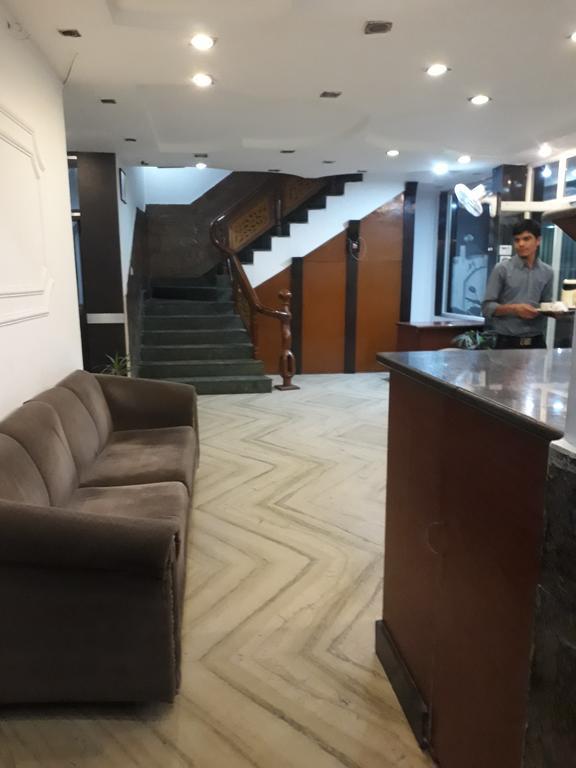Hotel Katra Residency Bagian luar foto