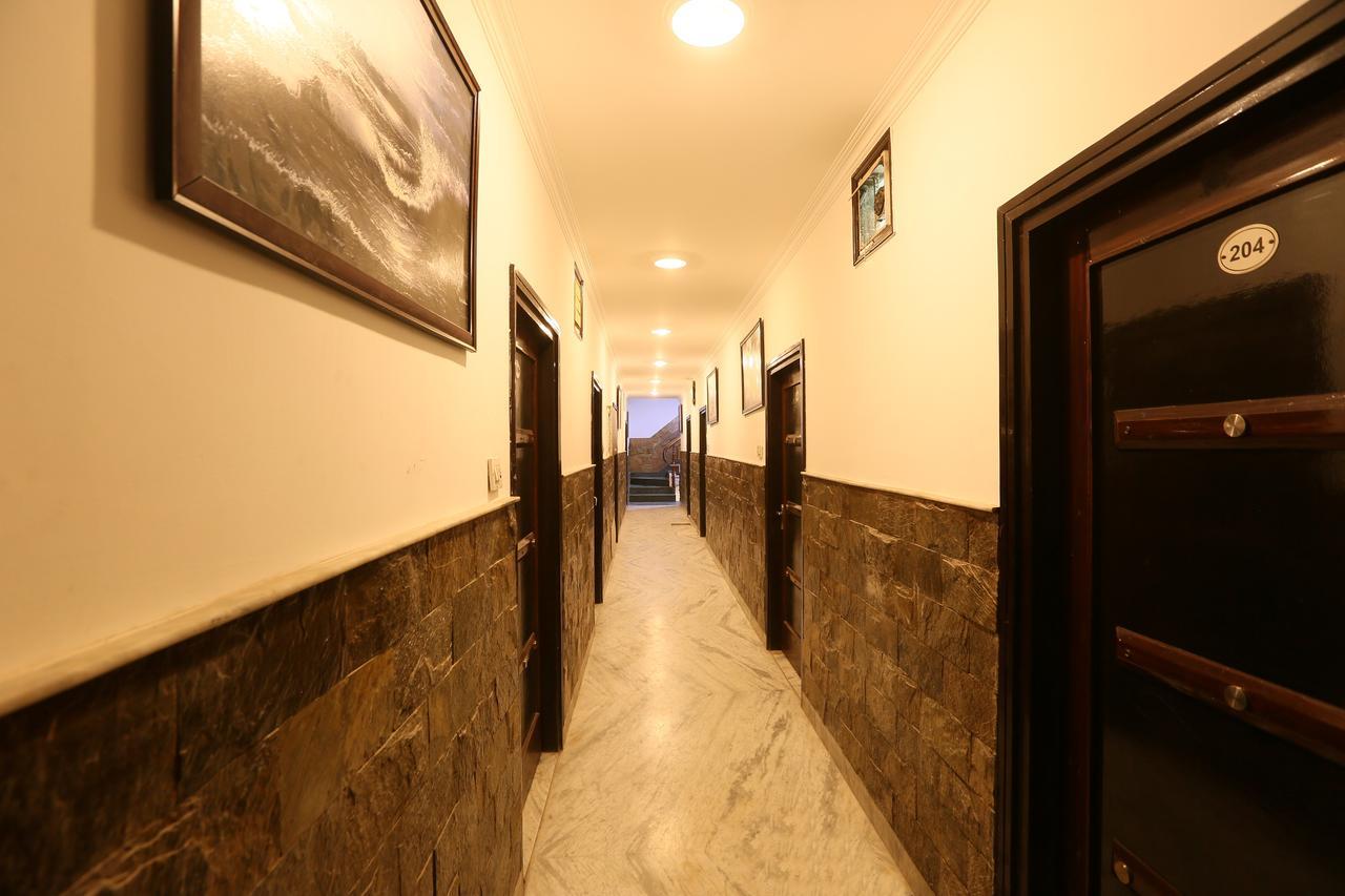 Hotel Katra Residency Bagian luar foto