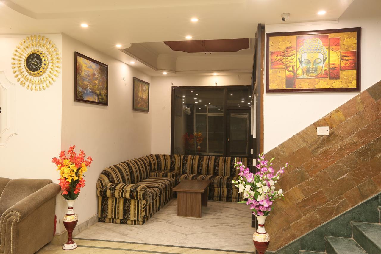 Hotel Katra Residency Bagian luar foto