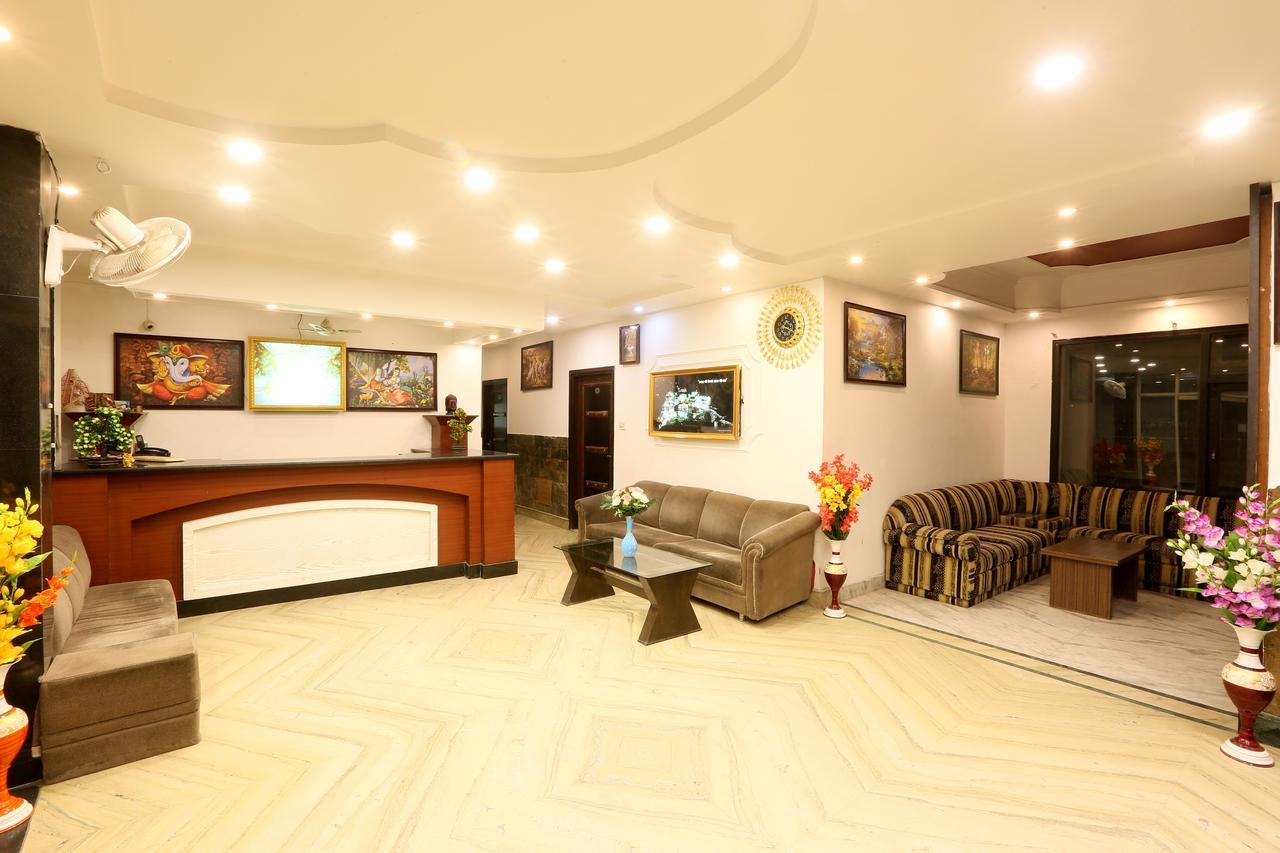 Hotel Katra Residency Bagian luar foto
